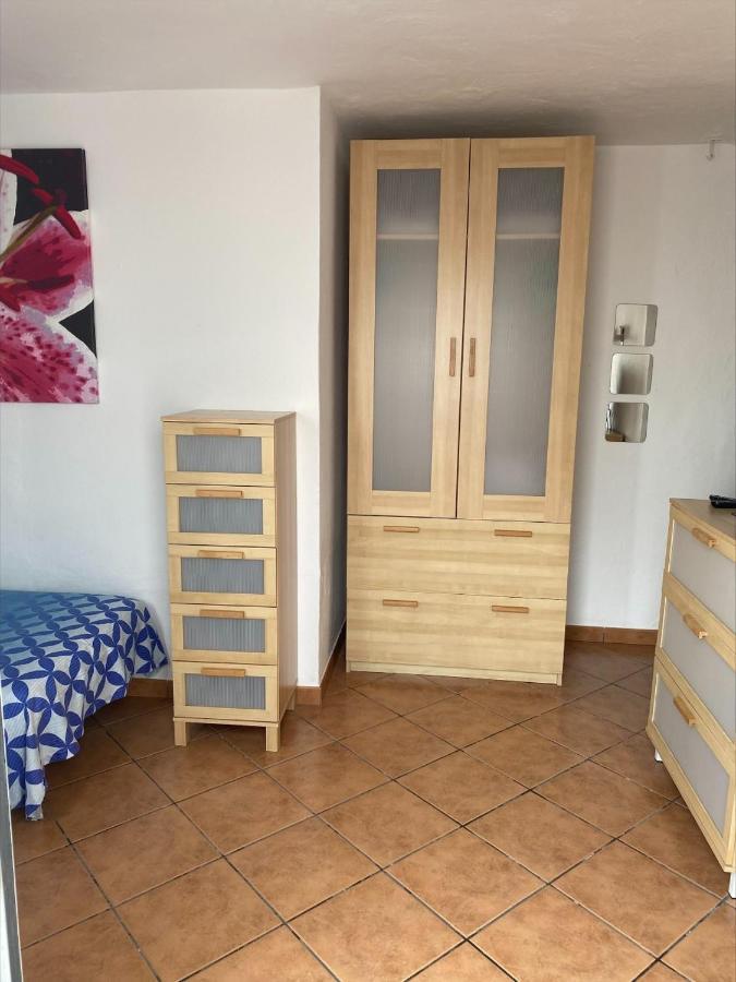 Angeles Appartement *